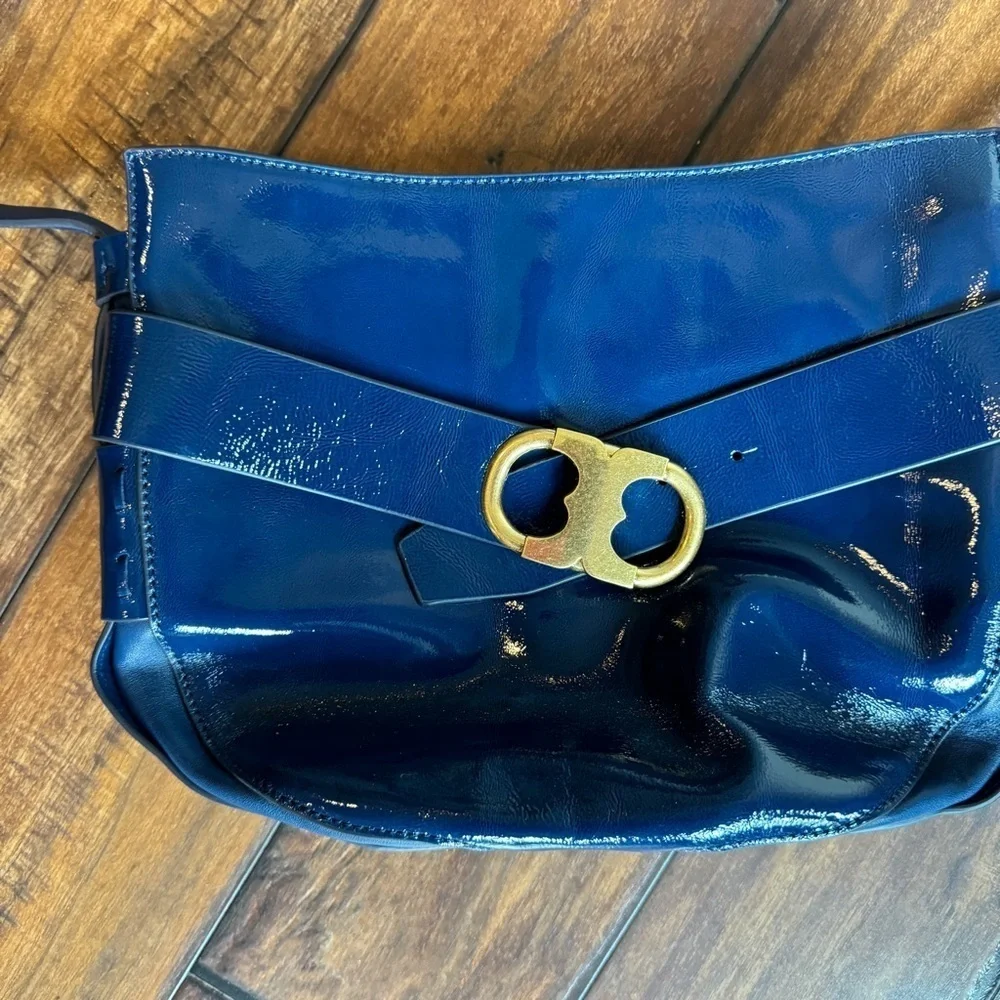 Tory Burch GEMINI LINK PATENT CROSS-BODY Midnight Swim Patent Leather